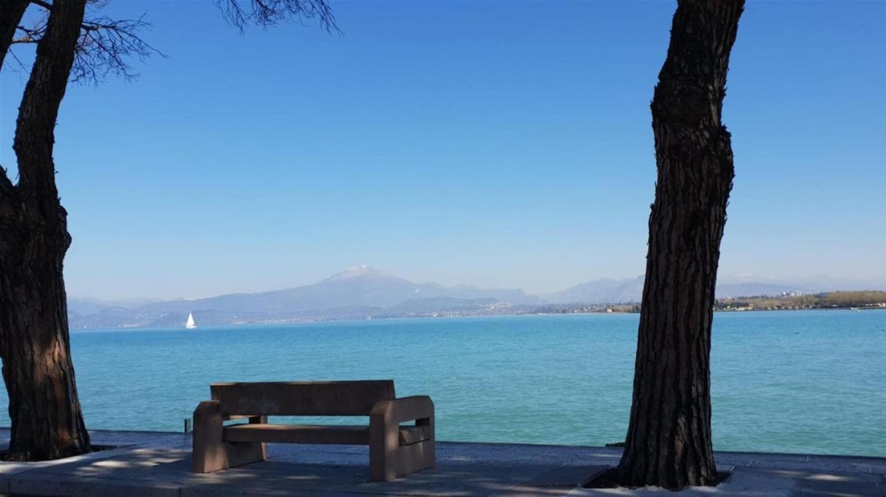 Appartamento Peschiera Peschiera del Garda Buitenkant foto