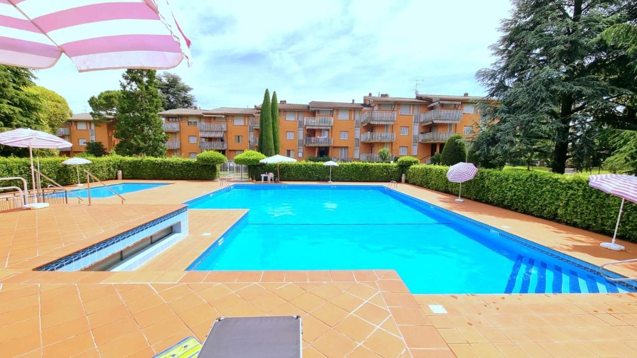Appartamento Peschiera Peschiera del Garda Kamer foto