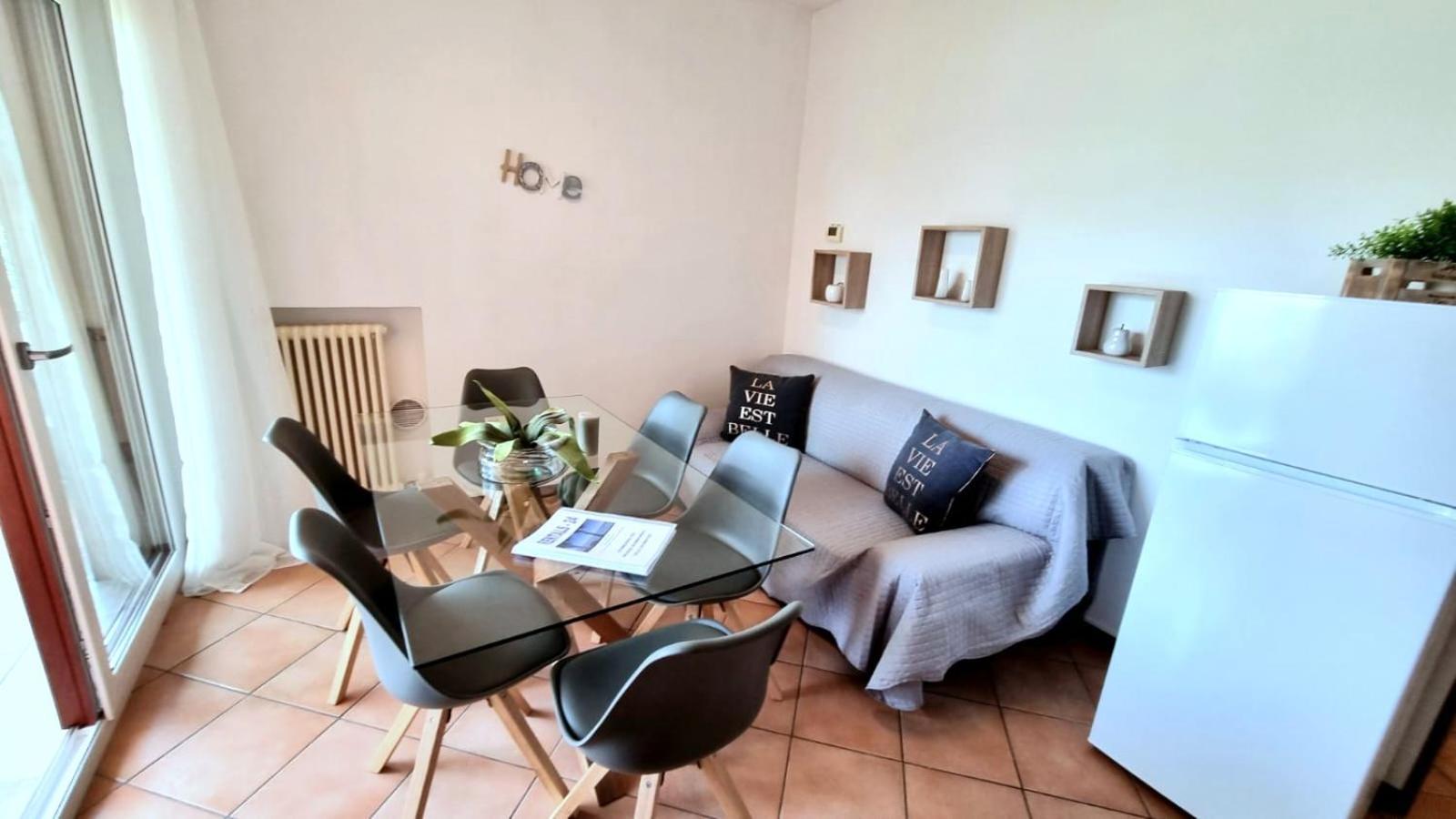 Appartamento Peschiera Peschiera del Garda Buitenkant foto